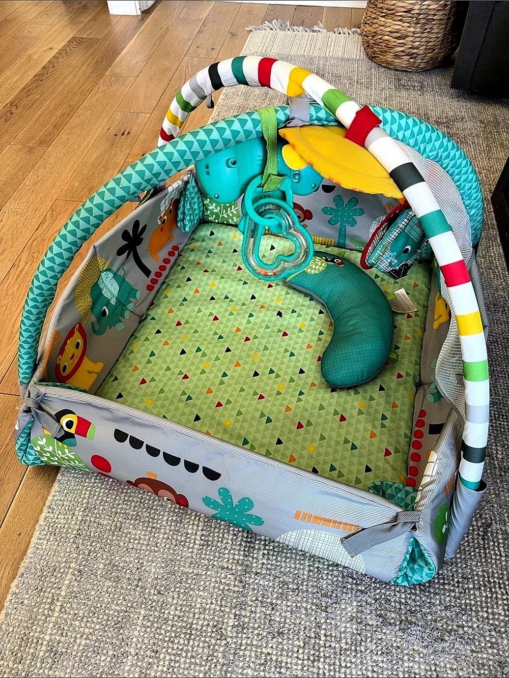 Bright Starts 5-in-1 Your Way Ball Play Activity Gym & Ball Pit Green Multicolor
